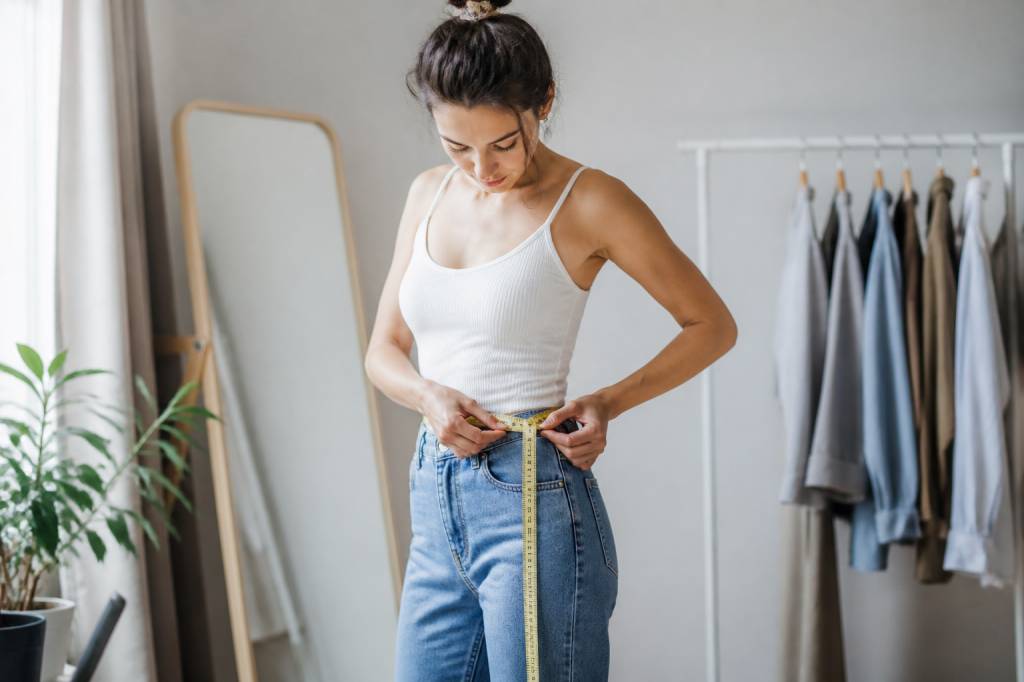 Mesure femme : comment prendre ses mesures pour bien choisir ses vêtements