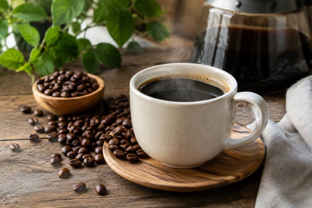 Café noire : bienfaits, préparation et astuces pour savourer un café parfait